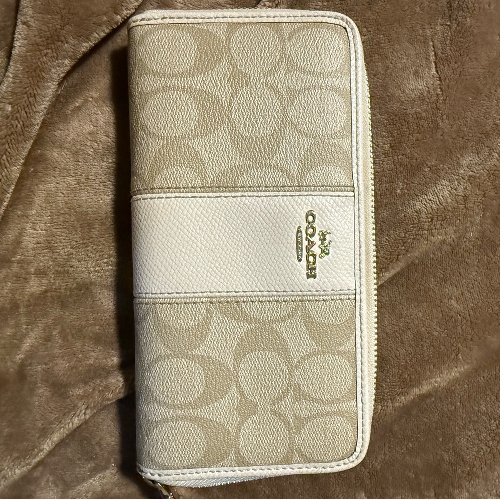 Coach Cream and Tan Signature Wallet